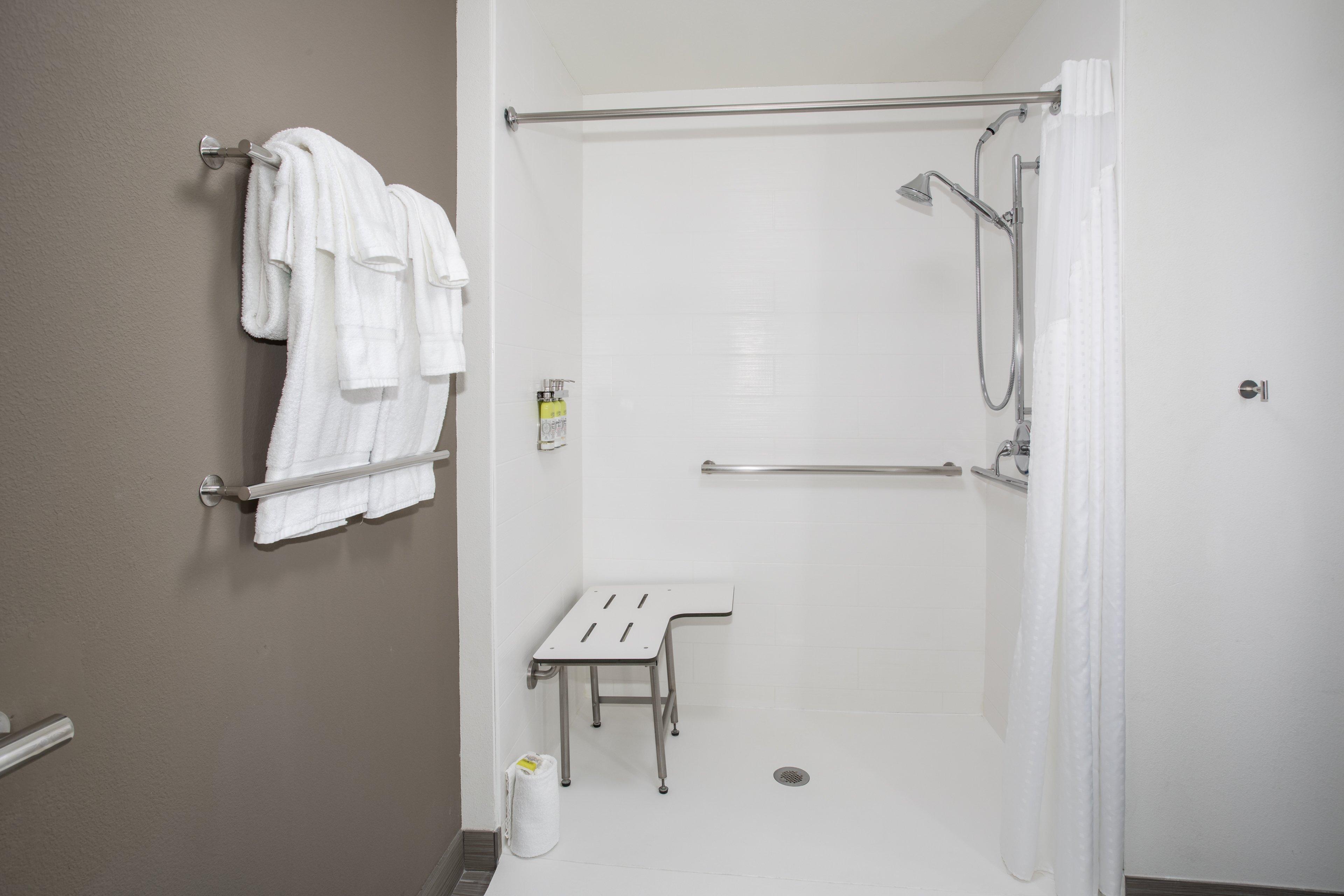 Holiday Inn Express & Suites Great Bend By Ihg Zewnętrze zdjęcie