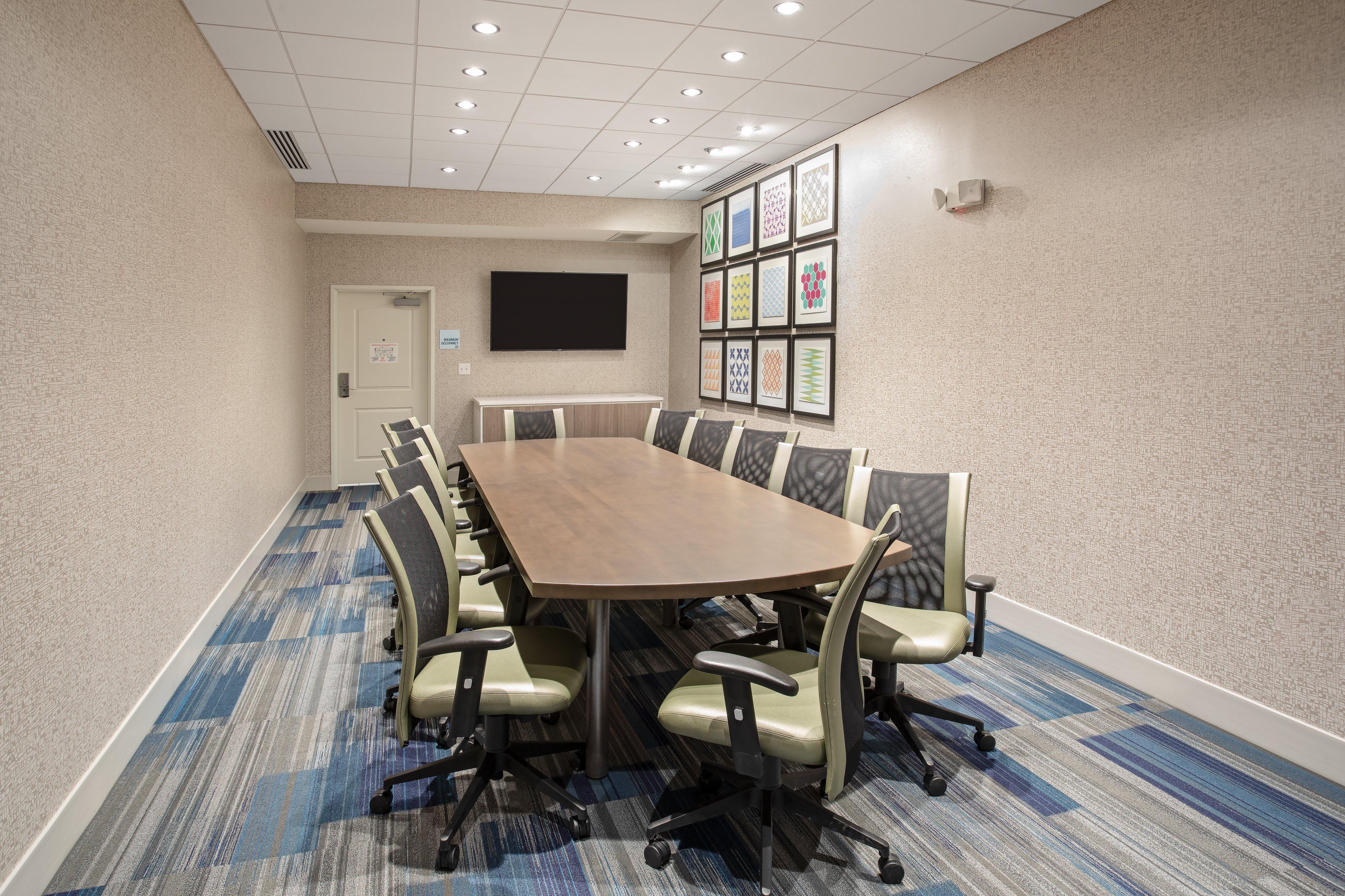 Holiday Inn Express & Suites Great Bend By Ihg Zewnętrze zdjęcie